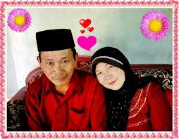 Ibu bapa sentiasa menunggu kepulangan ibu bapa ke rumah. Puisi Kasih Sayang Ibu Dan Ayah Halaman All Kompasiana Com