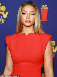 Scroll to see more images. Outer Banks Talent Madelyn Cline Joins The Cast Of Knives Out 2 Mcu Times