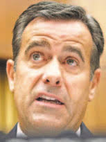 Director of intelligence to resign