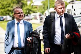 Maroš Žilinka preradil tridsiatku ľudí končiacej špeciálnej prokuratúry.  Daniel Lipšic už nebude môcť dozorovať nové kauzy