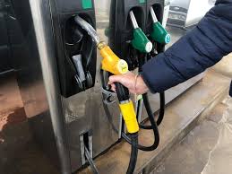 Total et ses filiales en région distribuent et livrent en vrac des essences sans plomb : Carburants Au Luxembourg Les Prix Du Diesel Et De L Essence Chutent En Plein Coronavirus Lorraine Actu