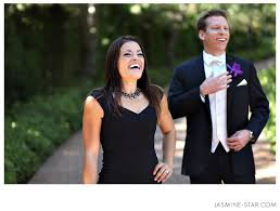 She's been labelled a top 10 wedding photographer by american photo magazine and one of the top 5 most influential photographers by pdn magazine. Faq What Does A Photographer Wear To A Wedding Jasmine Star