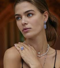 Nora Byrd's Instagram, Twitter & Facebook