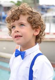 Nous offrons des chemises pour homme de style coréen 2021 à prix discount. Comment Habiller Un Enfant Pour Un Mariage Coupes De Cheveux Pour Enfants Tenue Mariage Garcon Tenues Pour Un Mariage