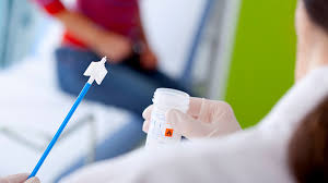Pap smear adalah prosedur pengambilan dan pemeriksaan sampel sel dari leher rahim, untuk melihat ada tidaknya kelainan yang dapat mengarah kepada kanker serviks. Deteksi Kanker Serviks Sejak Dini Dengan Pap Smear Mamapapa Id