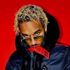 Jeremy larroux, better known as laylow is a french rapper from toulouse. Paroles De Tu Veux Deja Me Dire Aurevoir Laylow Spin Lyrics
