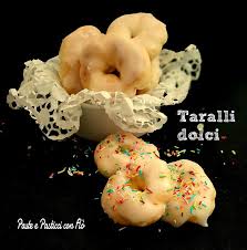 Assistenza personalizzata, produzione artigianale e invio gratis. Taralli Dolci Con Glassa Al Limone Paste E Pasticci Con Flo