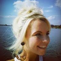 Gabby Weiss's Instagram, Twitter & Facebook