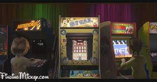 Thirty Years Ago Fix It Felix Jr And Turbotime Were Neighbors In Litwak S Arcade Wreck It Ralph Wreck It Ralph Movie Fix It Felix Jr