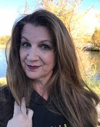 1 It's Sunday morning... 2 Diva, do you like to go swimming in the lake  this afternoon... 3 Come on, let's go now