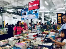 A suspenseful paranormal romance (big bad wolf book 5). Pameran Buku Big Bad Wolf Turun Johor Pula 2019 Farah