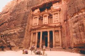 Toute l'actualité sur le sujet jordanie. 2 Days Hiking Around Petra Jordan The Beautiful Rose City Of The Ancient World