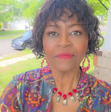 Latoya Clements's Instagram, Twitter & Facebook