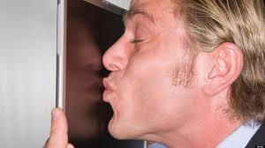 The Pros & Cons & Tips Of A Commuter Marriage