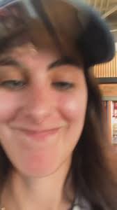 Vuelves a España por sorpresa despues de haber estado casi un año en C...