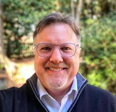 God is always showing He loves me and hears me❤️🥰 I have been finding  hearts everywhere! And crosses all throughout my daily life and house. I  dont have the pictures but there's