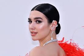 Check spelling or type a new query. Dua Lipa Is Reportedly Accused Of Using Paparazzi Photos On Instagram Eminetra Canada
