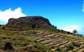 This red basalt mountain is really impressive and nice to see. Monumento Natural De La Fortaleza Turismo De La Gomera
