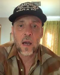 Kerry Quick's Instagram, Twitter & Facebook