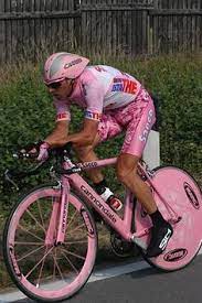 Egan bernal sigue de líder de la general tras la disputa de la 14ª etapa. 10 Ideas De Giro De Italia Giro De Italia Ciclismo Italia