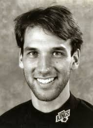 Player photos for the 1991-92 Owen Sound Platers at hockeydb.com