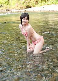 水着で川遊びをする女子大生やギャルの画像 - 性癖エロ画像 センギリ