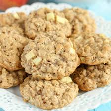These Thick Soft And Chewy Apple Oatmeal Cookies Are Guaranteed To Be Your New Favorite Cook Apple Recipes Apple Oatmeal Cookies Oatmeal Raisin Cookies Chewy