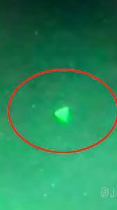 We will share our views on ufos along with the latest videos and photographs. Pentagon Bestatigt Ufo Video Ist Echt Videos Von The Weather Channel Weather Com
