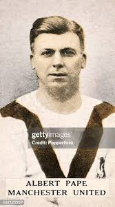 Albert Pape's Instagram, Twitter & Facebook