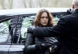 She is an actress and director, known for полисс (2011), paris la blanche (2017) and налёт. Braquo Bild Karole Rocher 23 Von 107 Filmstarts De