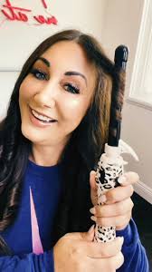 Effortless curls with a twist! 💫🌀 Use code RhondaWave for 10% off site  wide