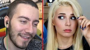 Ben Enes Batur Youtuber Larin Dususu Isimli Parodi Sarkim Despacito Sarki Sina Benzer Ve Youtube A Diss Attigim Youtuber Lara Tepki Youtube Sarkilar Duygular