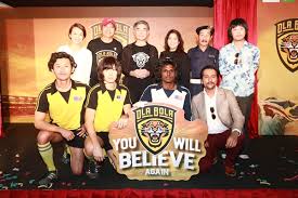 Chee, luqman hafidz, sri balasubramaniam, andy darrel gomes. Olabola An Inspiring Journey Into The Hearts Of Everyday Malaysian Heroes