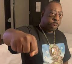 me dapping up a stranger just because my bro dapped him up