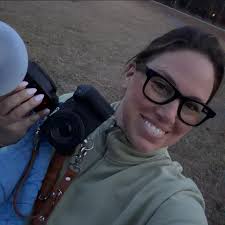 Which is better for kids, swimming with dolphins or sea lions?