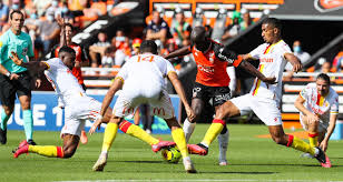 The highest scoring match had 5 goals and the lowest scoring match 0 goals. Ligue 1 Lens Lorient Les Compos Probables Et Les Absents