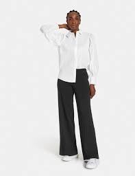 Here are the materials you will need to knit 2 washcloths, each measuring 11 inches by 11 inches: Fine Knit Trousers In Black Gerry Weber