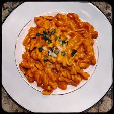 Fusilli Alla Vodka With Basil And Parmesan Recipe Recipe In 2020 Parmesan Recipes Recipes How To Cook Pasta