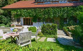Attraktive wohnhäuser zum kauf für jedes budget, auch von privat! Bauernhaus Waldesruh Bauernhaus 200 M In Gmunden Am Traunsee Zu Kaufen Finest Homes