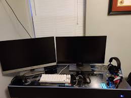 The desk has a 1/2 inch plexijglass top that opens up with a piano hinge. A Desk With A Gaming Pc Built Into It Album On Imgur