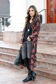 Pop Of Spring Lauren Mcbride How To Wear Cardigan How To Wear Leggings Floral Kimono