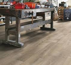 Diese schichten können aus gleichen oder unterschiedlichen materialien bestehen. Meister Laminat Meisterdesign Laminate Ll 250 S Eiche Vintage Mohairgrau 6288 Laminat