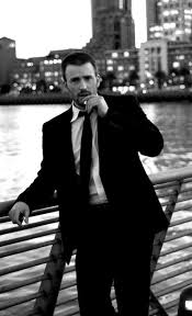 Christopher robert evans (born june 13, 1981) is an american actor, best known for his role as captain america in the marvel cinematic universe (mcu) series of films. Chris Evans Filme Serien Promis Beruhmtheiten