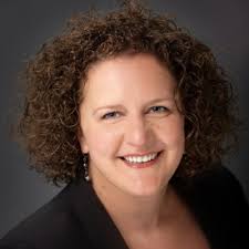 Meet the operations team in my office! From left to right: Lauren Wincott, Bridget  Lozano and Katherine Motzkus.