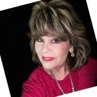 Ariel Mizell's Instagram, Twitter & Facebook