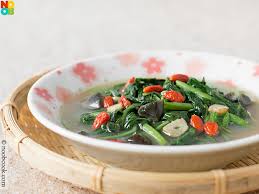 Ian knauer, host of the farm, and former food editor of gourmet, updates the chinese restaurant favorite with a handful of soybeans and fresh spinach. Chinese Spinach In Superior Broth Recipe