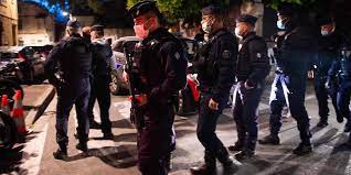 L'individu a tiré à deux reprises sur ce policier qui est décédé quelques instants après, selon bruno bartocetti (unité sgp police fo) pic.twitter.com/nobpvu3nm0. Hcfkyybieiq0zm