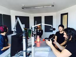 Bavaria radio stations.listen to over 3000 radio stations. Interview On Radio Gong 97 1