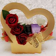 indira monroy reátegui (imonroyretegui)