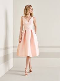 Veuillez choisir la taille selon notre tableau de tailles standard ou cocher sur mesure pour remplir les mensurations personnalisées. 51 Modeles De La Robe De Soiree Pour Mariage Tenue Mariage Rose Tenue Mariage Modele Robe De Soiree